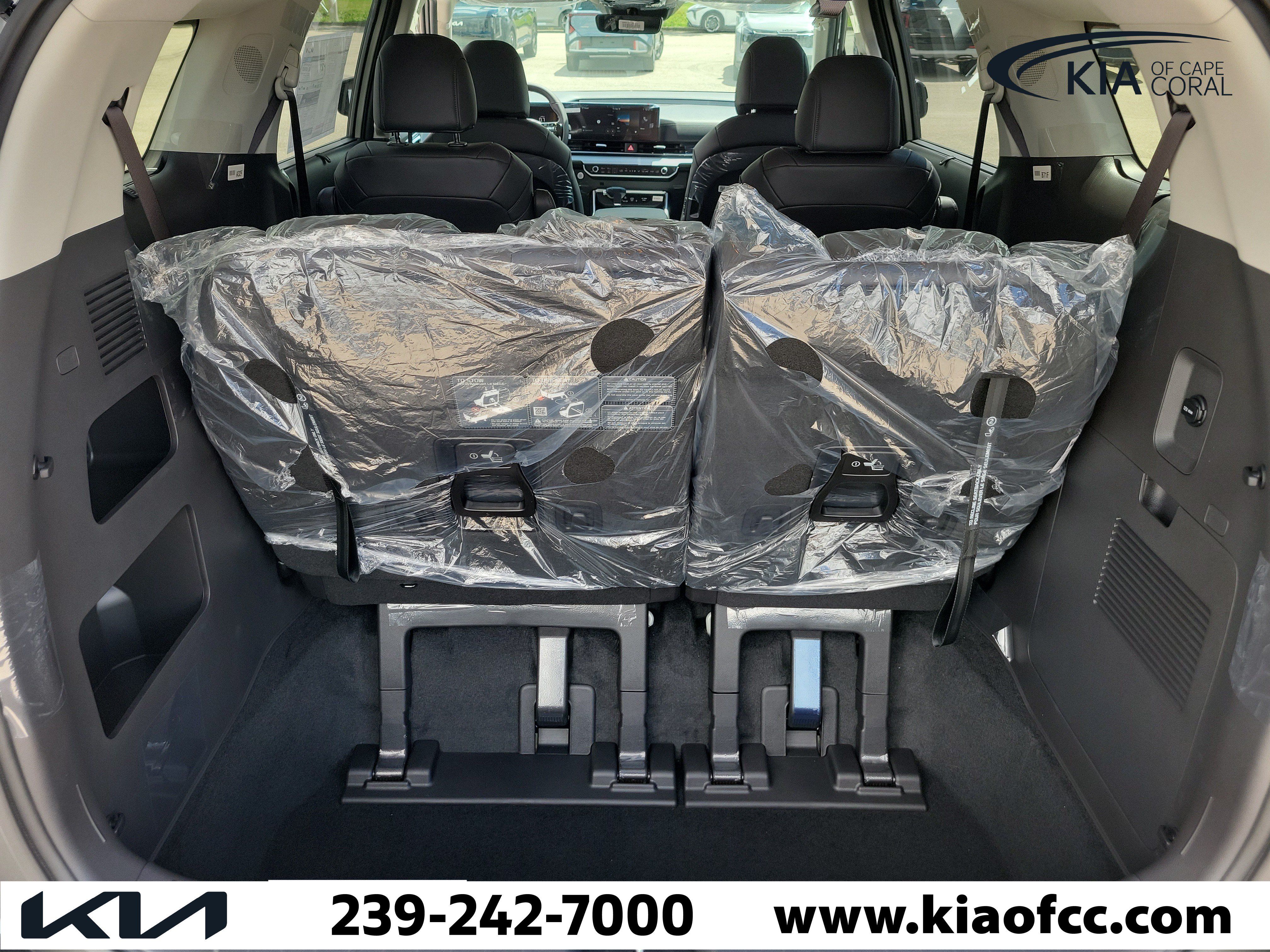 New 2027 Kia Carnival EX w/ Dark Edition Package FWD image 11