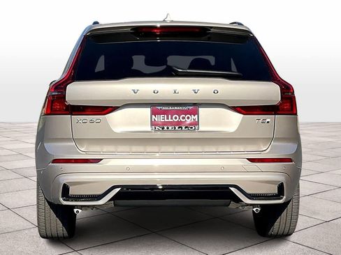 New 2026 Volvo XC60 T8 Ultra w/ Protection Package Premier image 6