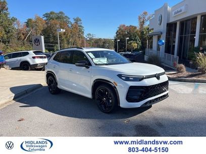 New 2026 Volkswagen Tiguan SE R-Line