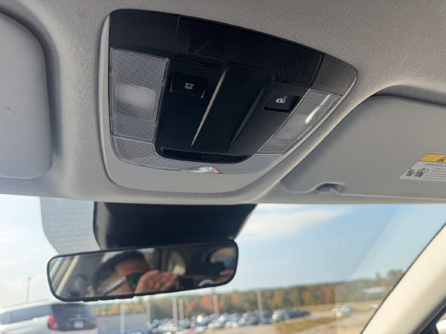 Used 2025 Kia Seltos LX AWD/4WD image 19