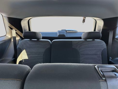 Used 2021 Chevrolet Traverse LS image 12