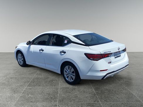 Used 2025 Nissan Sentra S FWD image 3