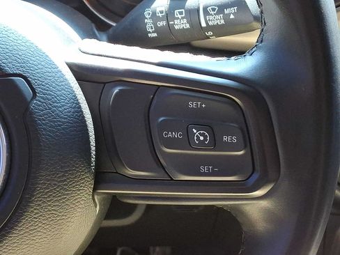 Used 2021 Jeep Wrangler Unlimited Sport AWD/4WD image 22