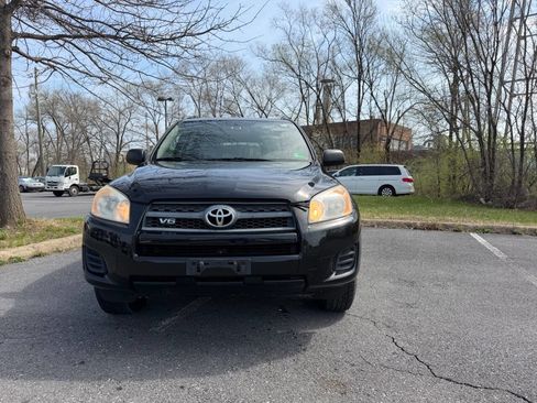 Used 2010 Toyota RAV4 4WD V6 image 3