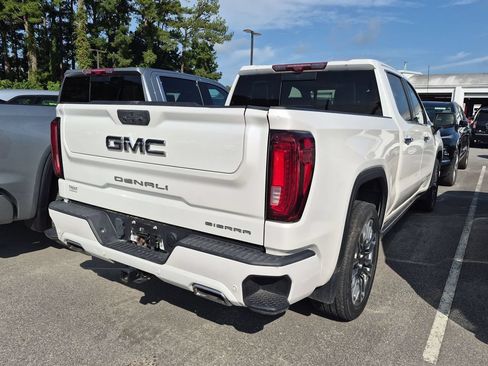 Used 2024 GMC Sierra 1500 Denali Ultimate AWD/4WD image 10