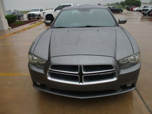 Used 2012 Dodge Charger SXT image 13