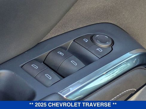 New 2025 Chevrolet Traverse LT w/ Enhanced Driving Package image 13