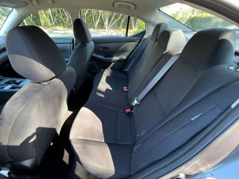 Used 2025 Nissan Sentra S image 23