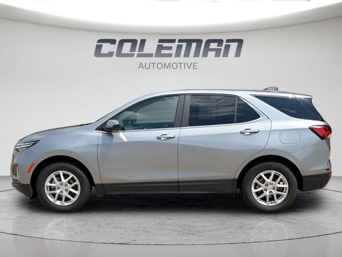 Used 2024 Chevrolet Equinox LT FWD image 2