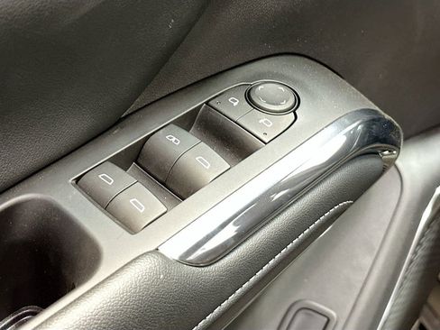 New 2025 Chevrolet Traverse LT w/ Enhanced Driving Package image 19