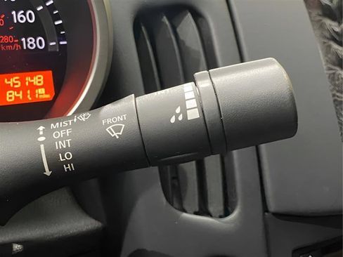 Used 2017 Nissan 370Z Coupe image 10