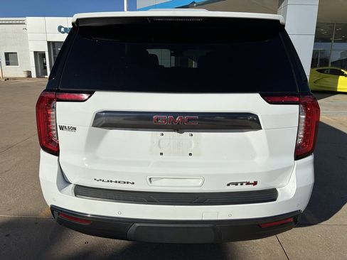 Used 2024 GMC Yukon XL AT4 w/ AT4 Premium Plus Package image 6