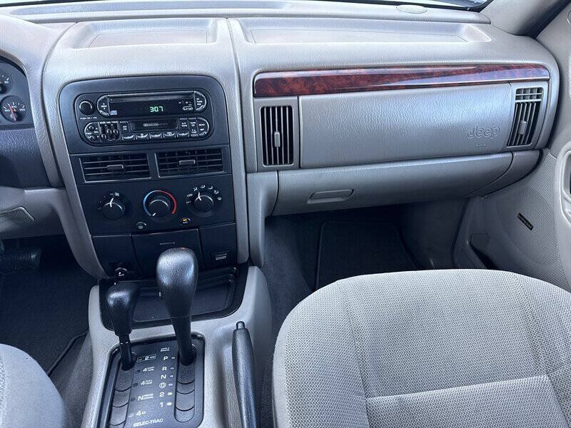 Used 2000 Jeep Grand Cherokee Laredo AWD/4WD image 23