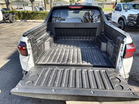 Used 2022 Hyundai Santa Cruz SEL image 19