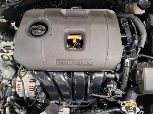 Used 2024 Kia Forte LXS w/ LXS Technology Package FWD image 30