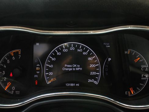 Used 2015 Jeep Grand Cherokee Overland AWD/4WD image 31