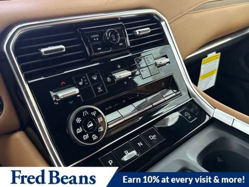 New 2026 Nissan Armada SL w/ Captain's Chari Seat Package AWD/4WD image 27