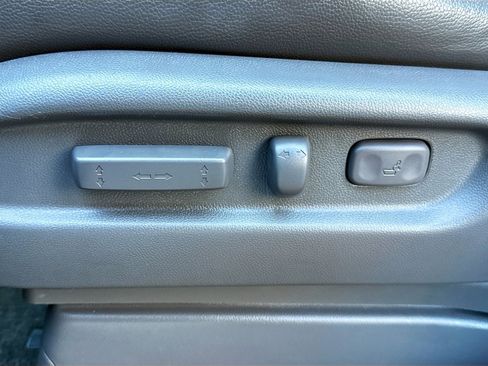 Used 2015 Honda Odyssey EX-L image 18