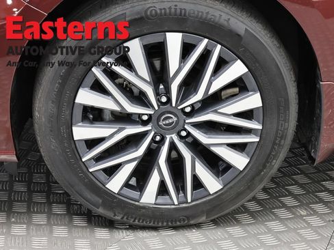 Used 2024 Nissan Altima 2.5 SV w/ SV Premium Package AWD/4WD image 33