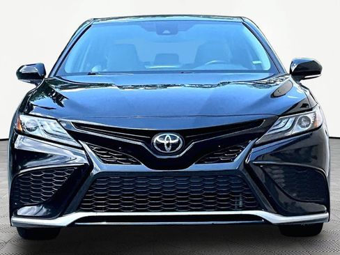 Used 2024 Toyota Camry XSE FWD image 4