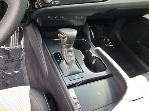 Certified 2023 Lexus ES 350 F Sport w/ Accessory Package (Z1) FWD image 9