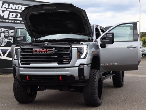 Used 2025 GMC Sierra 3500 AT4 w/ AT4 Premium Plus Package AWD/4WD image 36