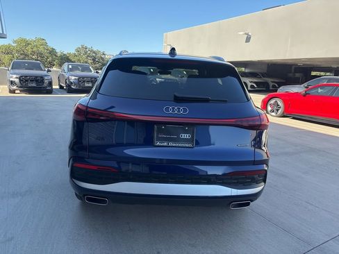 Used 2025 Audi Q5 Premium w/ Convenience Package AWD/4WD image 7