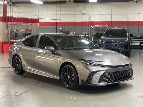 Certified 2026 Toyota Camry SE w/ Convenience Package FWD image 2