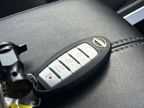 Used 2025 Nissan Altima 2.5 SV FWD image 28