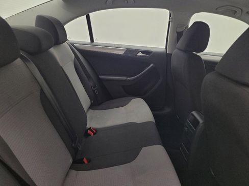 Used 2017 Volkswagen Jetta S FWD image 19