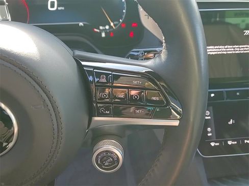 Certified 2023 Maserati Grecale Modena image 14