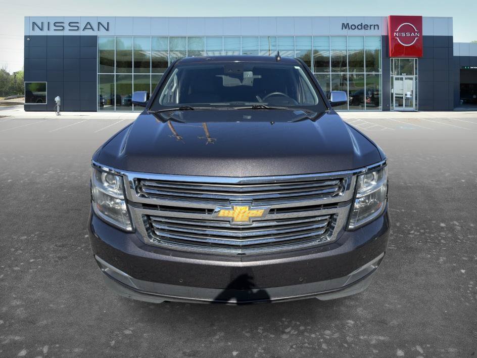 Used 2017 Chevrolet Suburban Premier AWD/4WD image 2