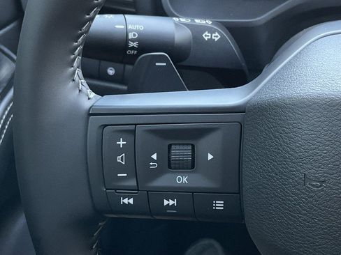 New 2025 Nissan Rogue SV w/ SV Premium Package image 24