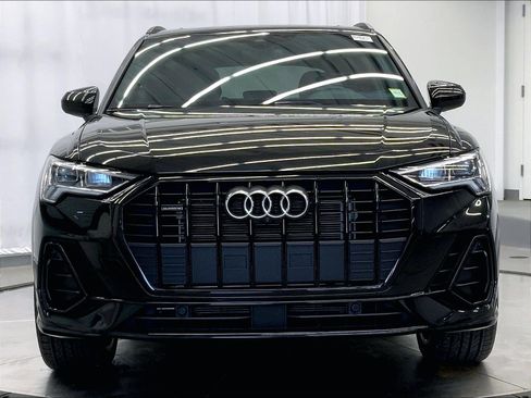 Certified 2022 Audi Q3 2.0T Premium Plus AWD/4WD image 2