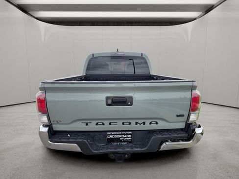 Used 2023 Toyota Tacoma TRD Off-Road AWD/4WD image 4