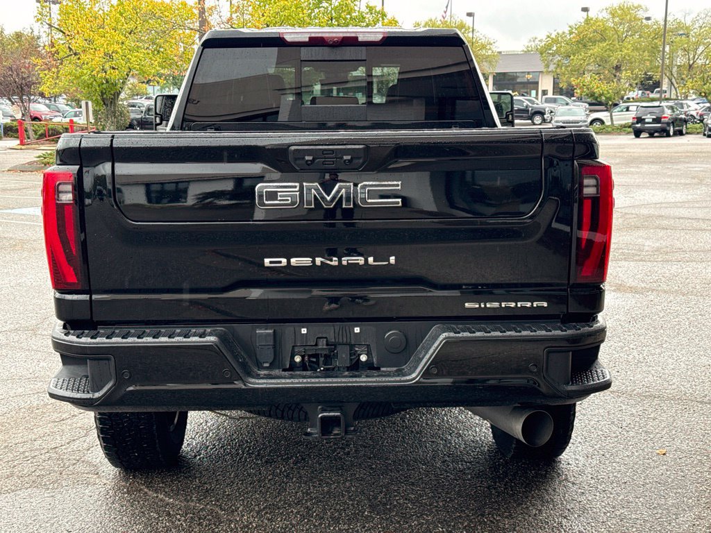 Used 2024 GMC Sierra 2500 Denali Ultimate w/ Max Trailering Package AWD/4WD image 16