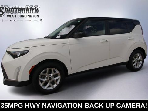 Used 2025 Kia Soul S FWD image 1