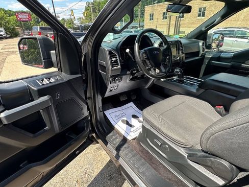Used 2017 Ford F150 XLT w/ Equipment Group 301A Mid AWD/4WD image 14