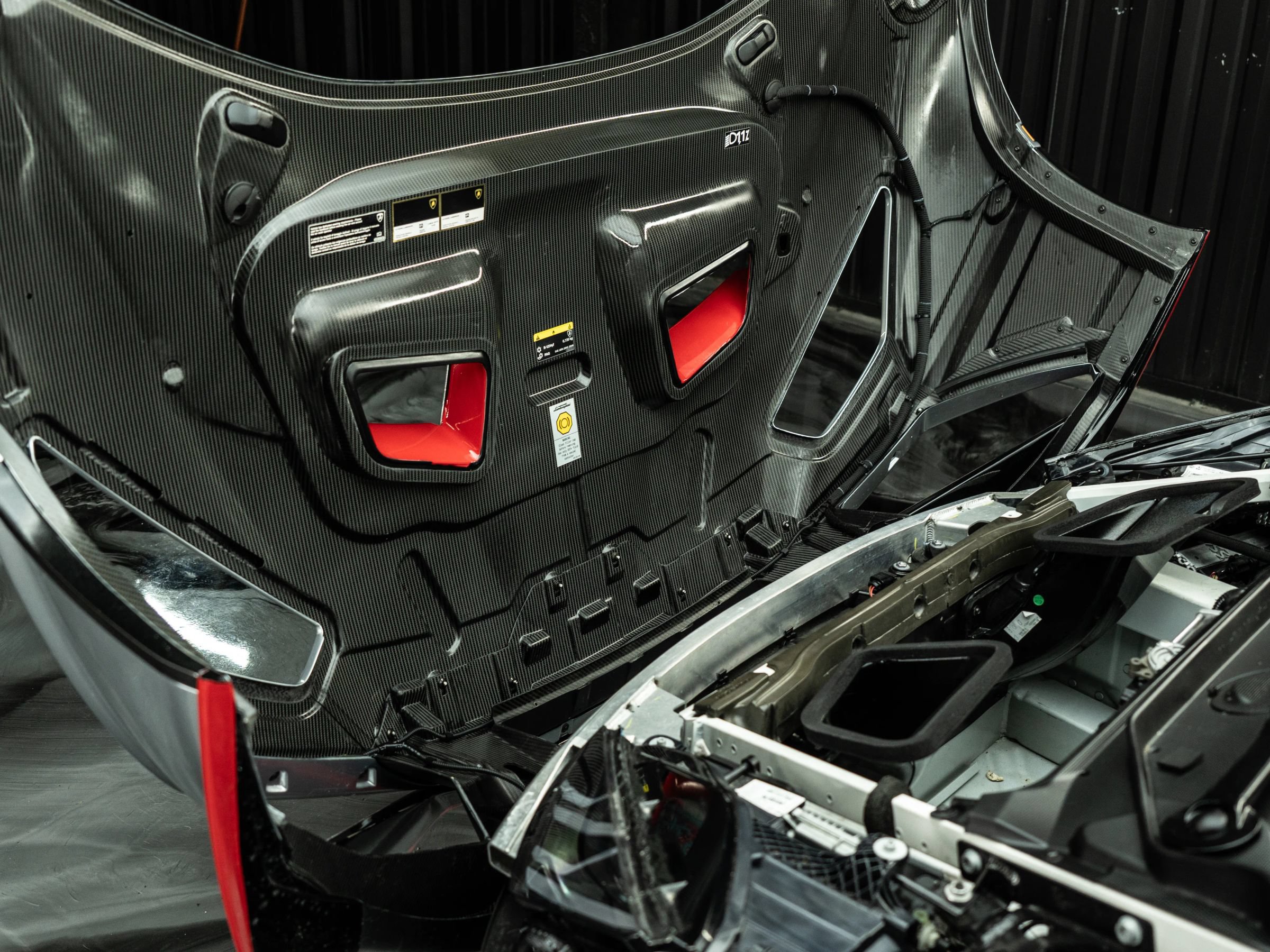 Used 2023 Lamborghini Huracan STO RWD image 14