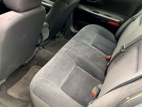 Used 2004 Dodge Intrepid SE image 7