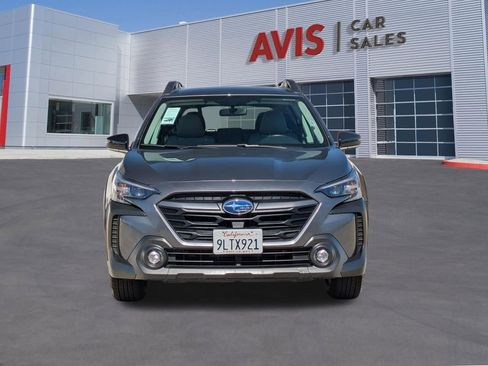 Used 2025 Subaru Outback Premium image 2