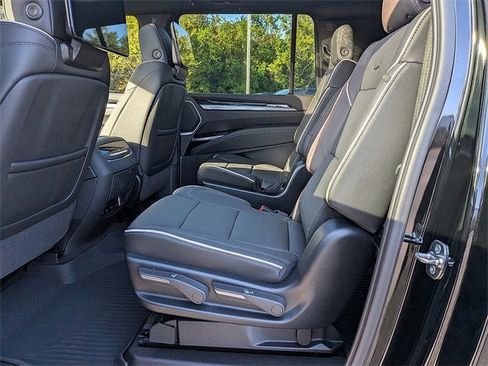 New 2025 Cadillac Escalade ESV Sport w/ Touring Package image 14