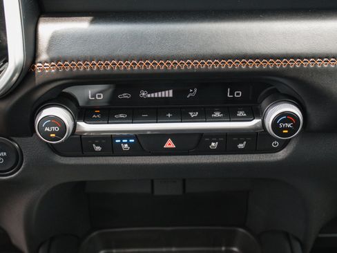 Used 2026 MAZDA CX-50 AWD 2.5 Hybrid w/ Weather Package image 19