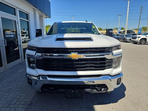Certified 2025 Chevrolet Silverado 2500 LT w/ Convenience Package AWD/4WD image 2