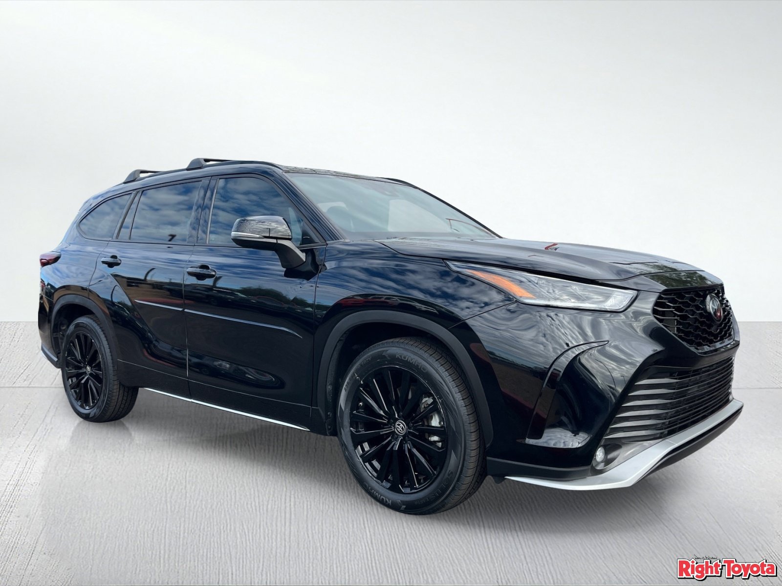 Used 2024 Toyota Highlander XSE AWD/4WD image 8