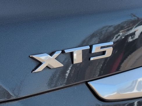 Used 2019 Cadillac XT5 Luxury image 12