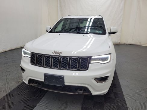 Used 2017 Jeep Grand Cherokee Limited 75th Anniversary AWD/4WD image 15
