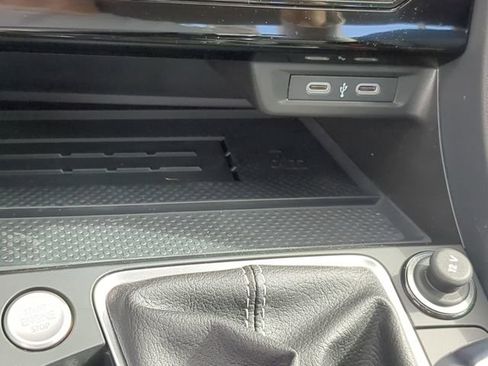 New 2026 Volkswagen Jetta SE FWD image 23