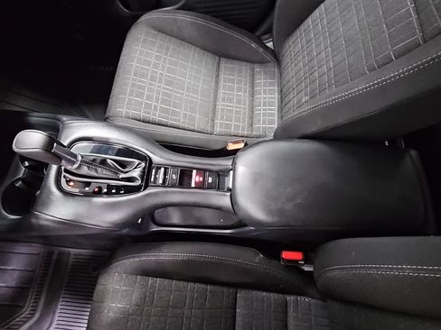 Used 2024 Honda HR-V LX image 20