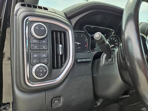 Used 2020 GMC Sierra 3500 Denali w/ Denali Ultimate Package AWD/4WD image 19